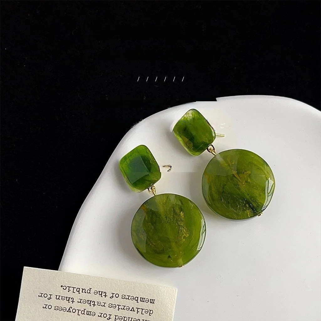 Hong Kong Style Retro Green Resin Geometric Stud Earrings With Gradient Round Square Design