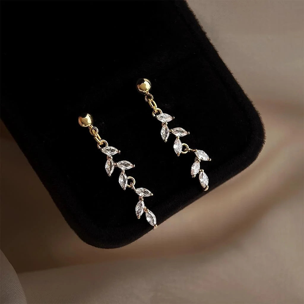 Sparkly Long Wheat Leaf Zircon Copper Drop Earrings, Light Luxury Minimalist Jewelry