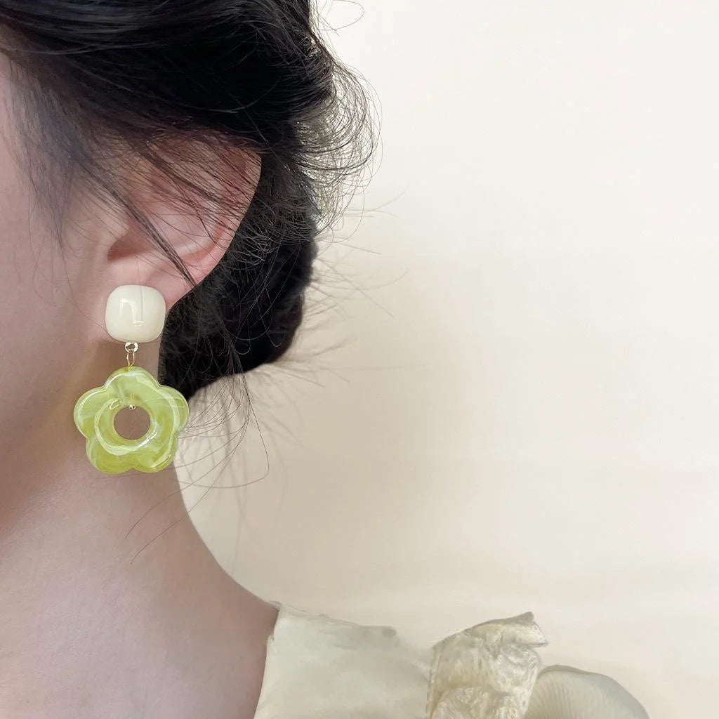Fresh Grape Green Acrylic Hollow Flower Stud Earrings Silver Plated Pin Cream White Geometric Forest Style