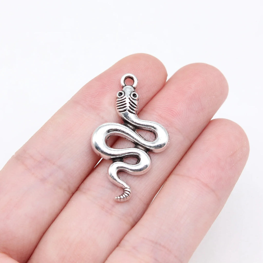 30x18mm 1.9g Antique Silver Zinc Alloy Snake Charm Pendant for DIY Necklace Bracelet Jewelry Making
