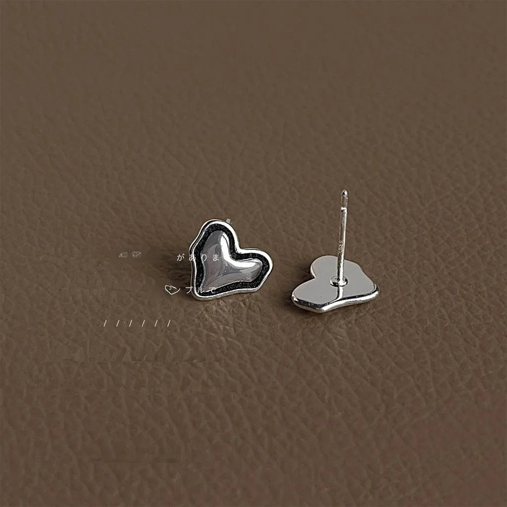 Minimalist Distressed Copper Mini Heart Stud Earrings Irregular Lava Texture Jewelry For Women
