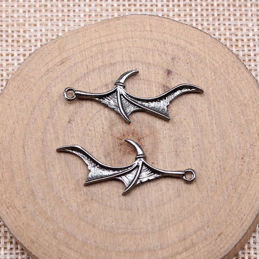 31x12mm 1.1g Multicolor zinc alloy Bat Wing charm pendant for gothic necklace bracelet DIY making