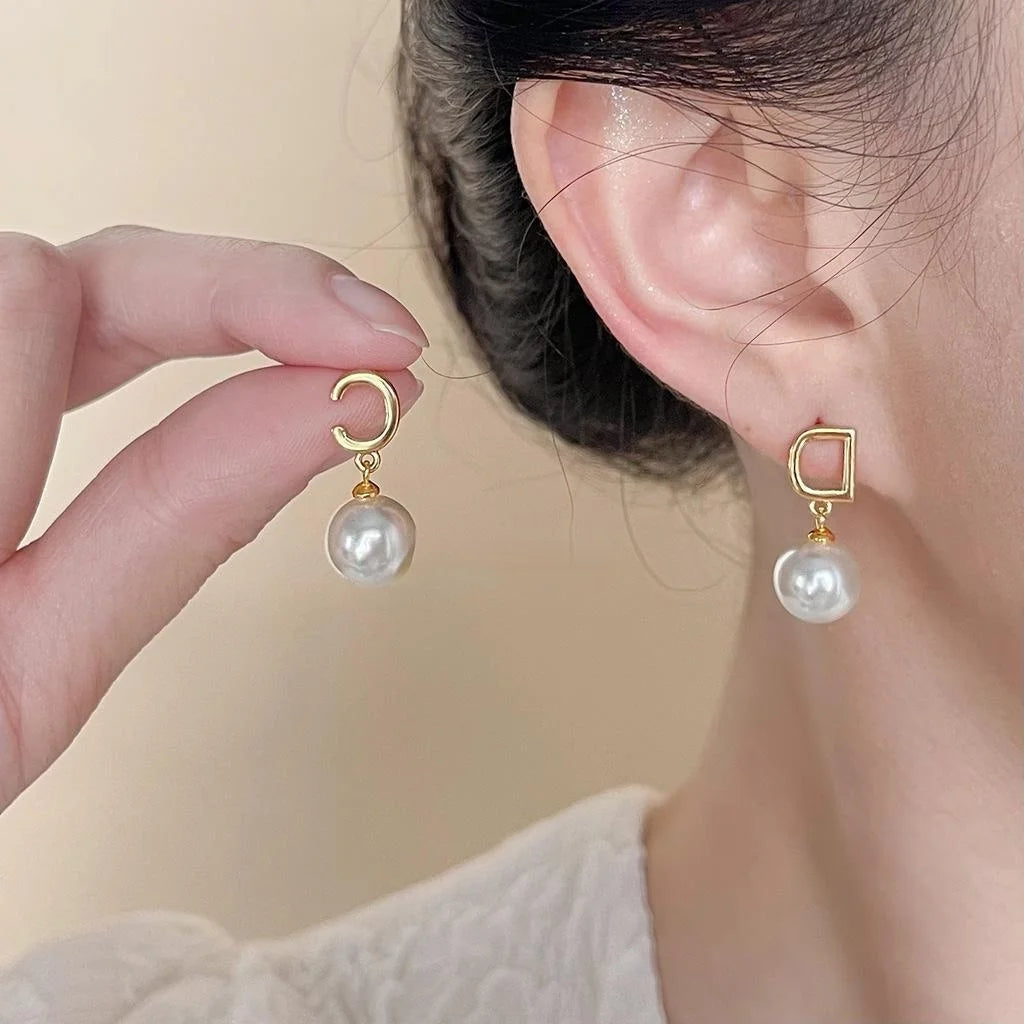 French Luxe Asymmetric Letter Pearl Drop Earrings Copper Hepburn Style Geometric Jewelry