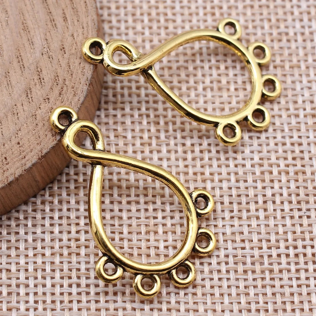34x22mm 1.7g Multicolor Zinc Alloy Hollow Twisted Teardrop Earring Connector Charms for DIY Earrings Making