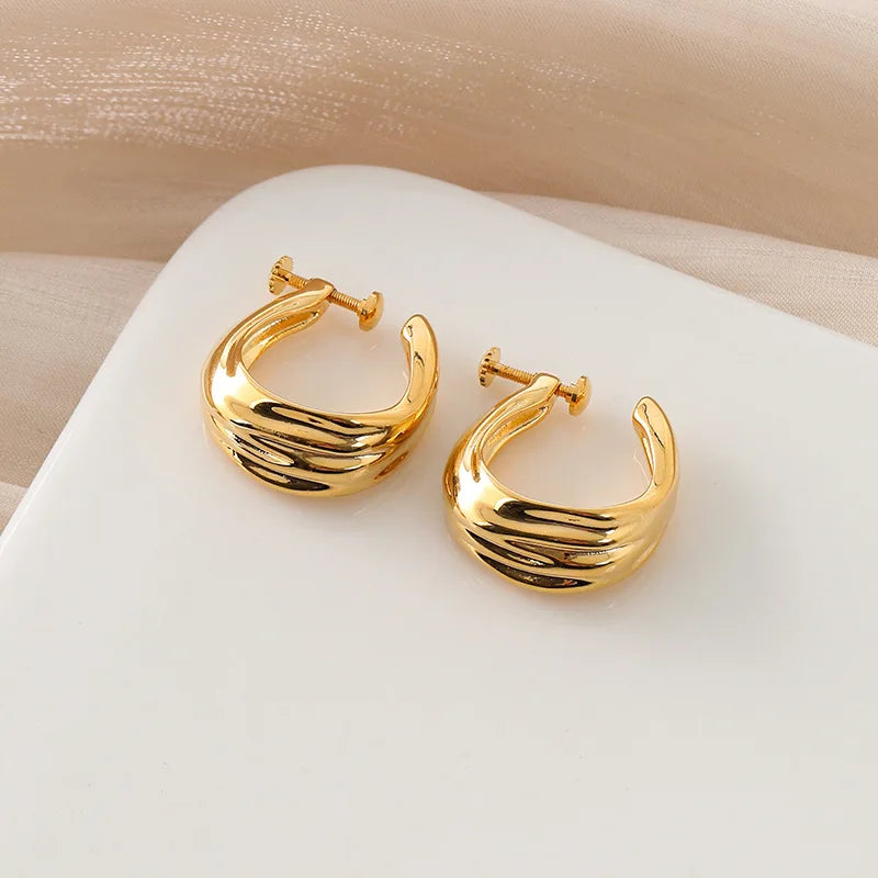 Elegant Gold Alloy Wrinkled Hoop Earrings For Women, Minimalist Stud & Clip On No Piercing Earrings