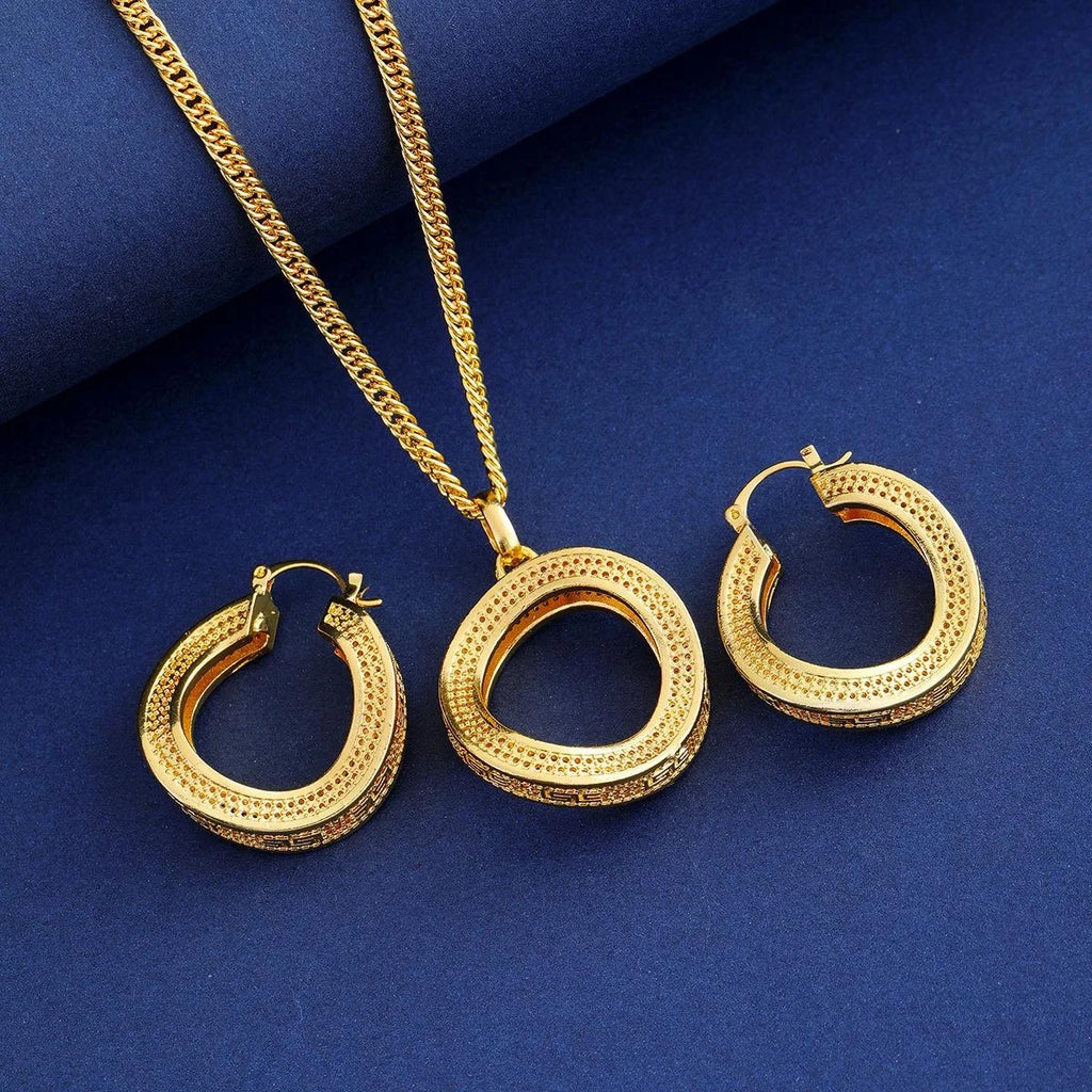 Luxury 24K Gold Plated Alloy Hoop Earrings And Round Pendant Necklace Jewelry Set For Bridal Wedding Party