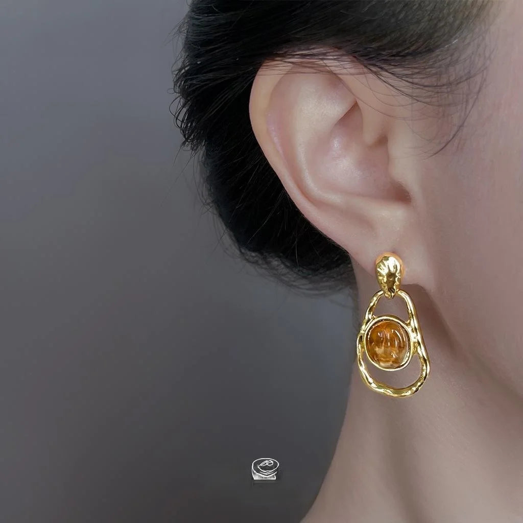 French Vintage Maillard Light Coffee Alloy Geometric Hollow Round Oval Drop Earrings