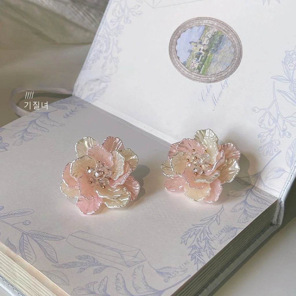 Cute Pink Acrylic 3D Flower Petal Stud Earrings With Silver Plated Pins For Street Style