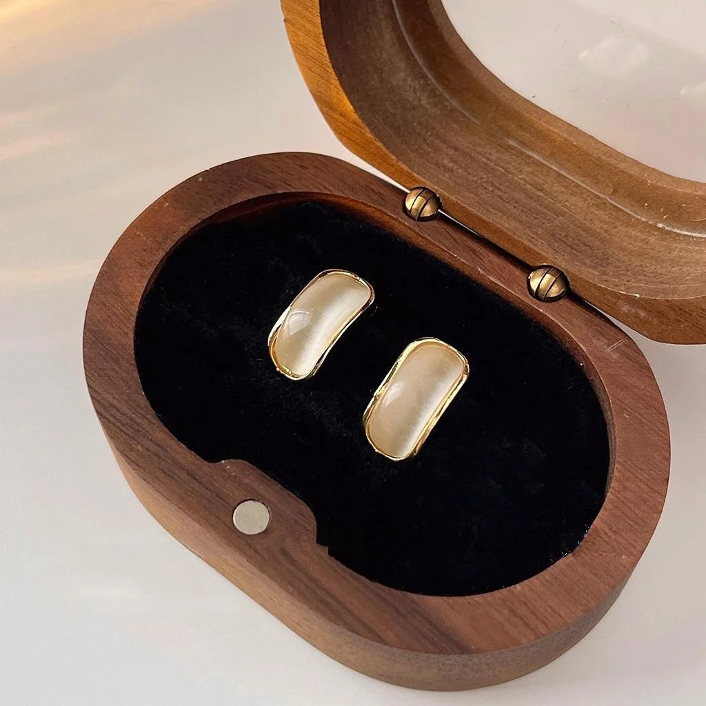 14K Plated Copper Crescent Moon Glass Cat Eye Stone Stud Earrings Elegant Geometric Jewelry