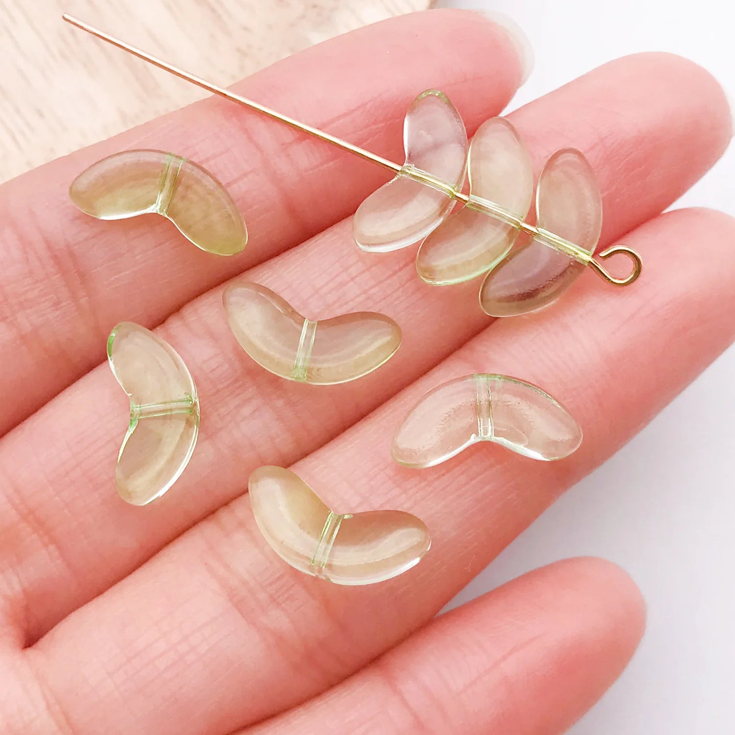 Gradient Pink Glass Tulip Petal Loose Beads for DIY Earrings Hairpins Bracelets