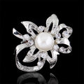 Elegant Korean Style Pearl Rhinestone Flower Brooch Pin For Bridal Corsage Shawl Clasp Lapel Suit Accessory