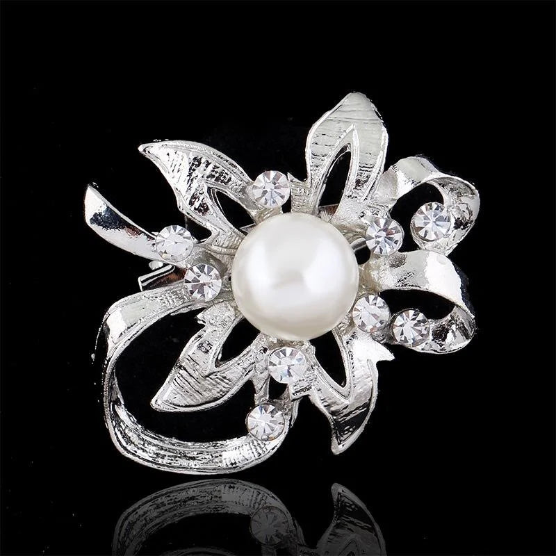 Elegant Korean Style Pearl Rhinestone Flower Brooch Pin For Bridal Corsage Shawl Clasp Lapel Suit Accessory