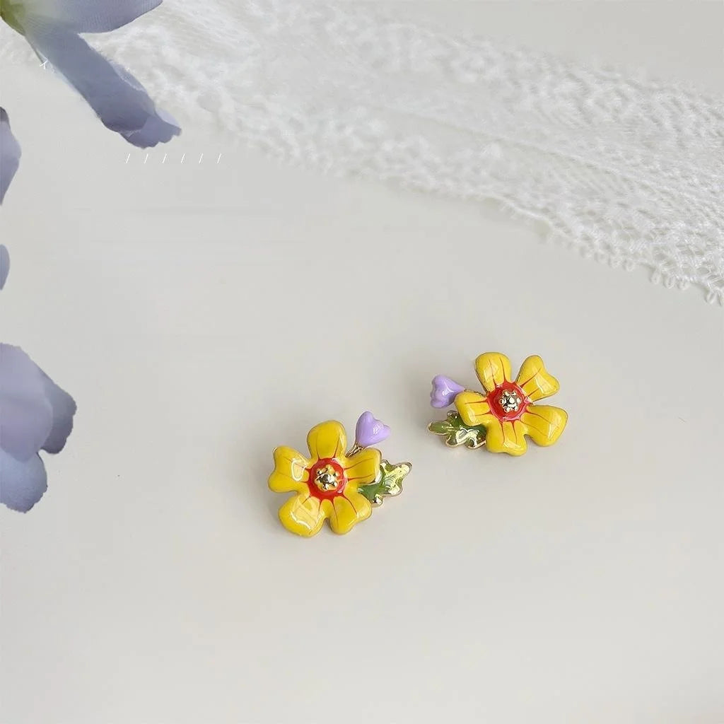 French Sweet Pastoral Copper Enamel Flower Stud Earrings With Oil Painting Colorblock Design