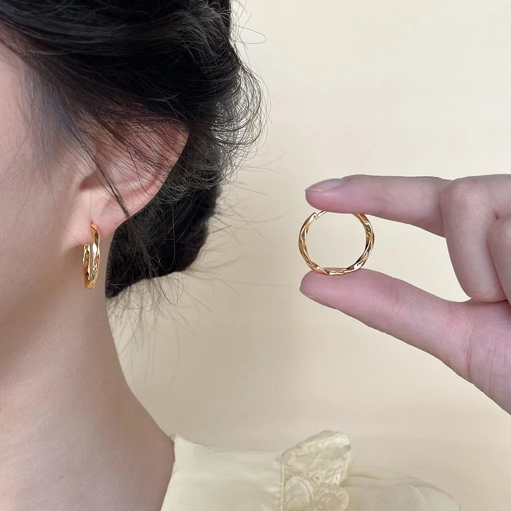 Premium Copper Twisted Hoop Drop Earrings Minimalist Geometric Metal Commuter Jewelry