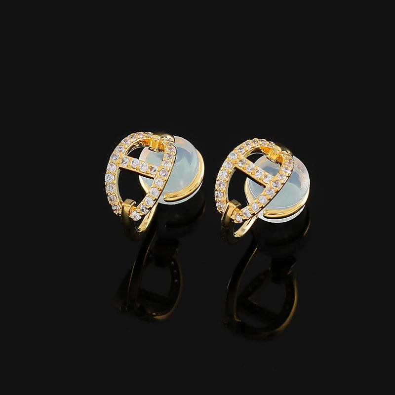 Elegant Geometric Round Hoop Zircon Alloy Stud & Clip On No Piercing Commuter Versatile Earrings
