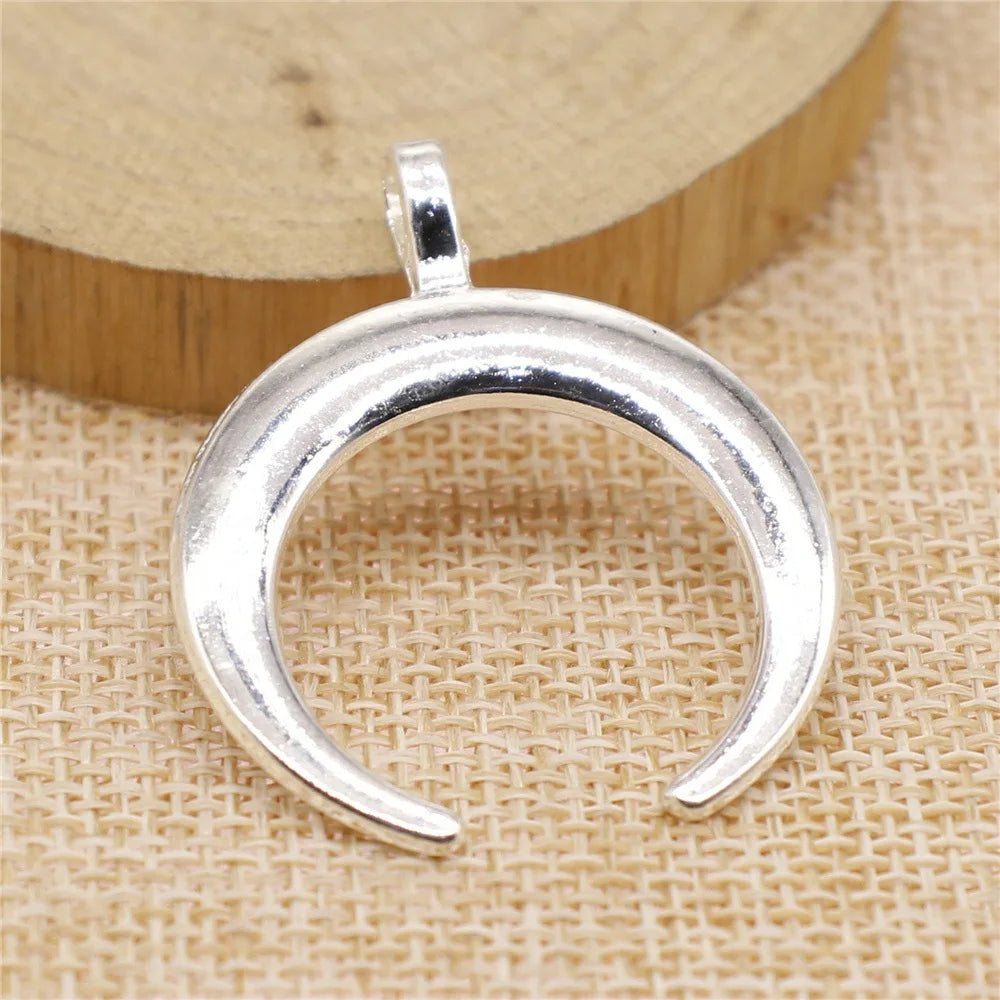 40x33mm 4.3g Multicolor Zinc Alloy Crescent Cow Horn Charm Pendant for DIY Bracelet Necklace Making