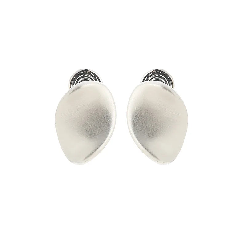 Elegant Brushed Alloy Irregular Oval Metal Stud & Clip On No Piercing Minimalist Commuter Earrings