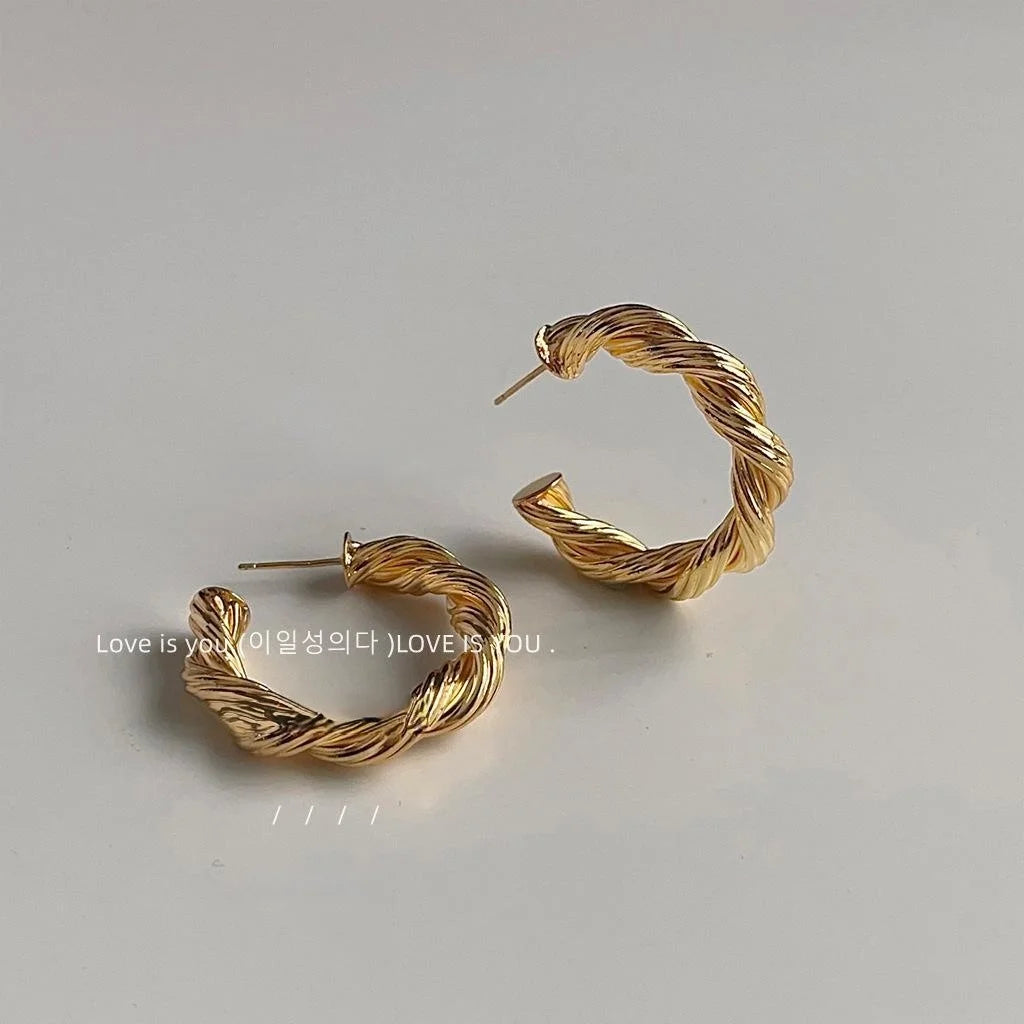 14K Plated Copper Twisted C Shape Hoop Earrings High End Geometric Wire Wrapped Fashion Jewelry