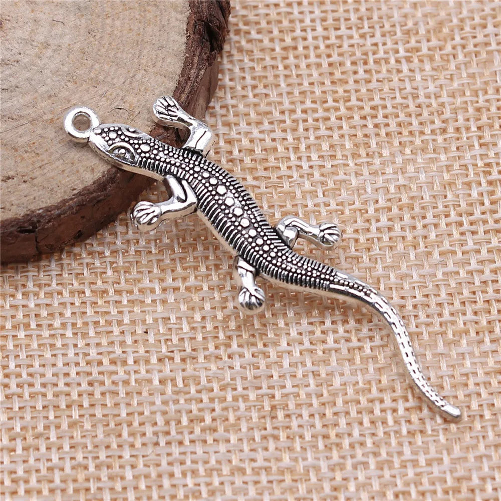 56x15mm 2.8g Multicolor Zinc Alloy Gecko Charm Pendant for Animal Theme DIY Jewelry Making