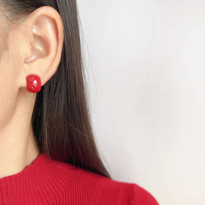 Vintage Red Bean Enamel Spiral Disc Alloy Stud & Clip On No Piercing Women Jewelry Earrings