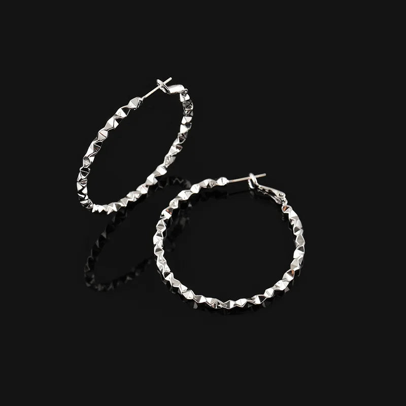 Elegant Gold Alloy Faceted Circle Hoop Stud & Clip On No Piercing Spiral Disc Fashion Earrings