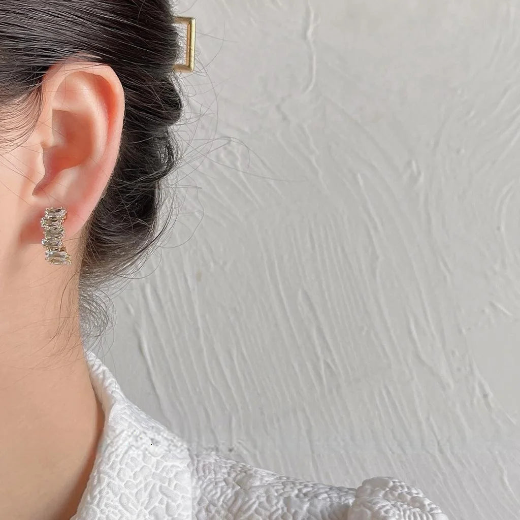 Silver Plated Needle 14K Gold Plated Zircon Stud Earrings Irregular Geometric Minimalist Style