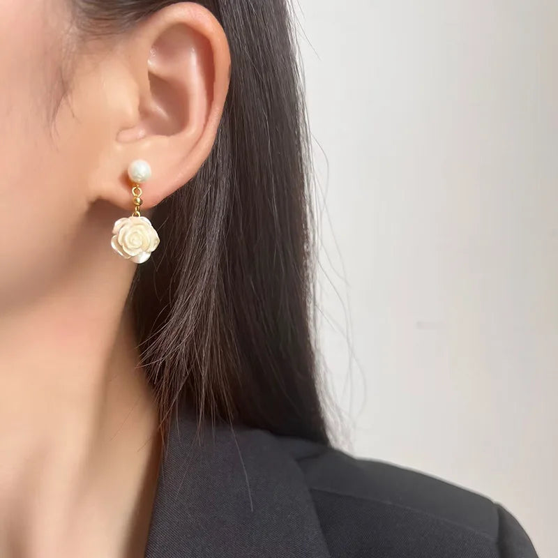 Sweet Elegant Camellia Flower Pearl Drop Alloy Stud & Clip On No Piercing Long Dangle Earrings