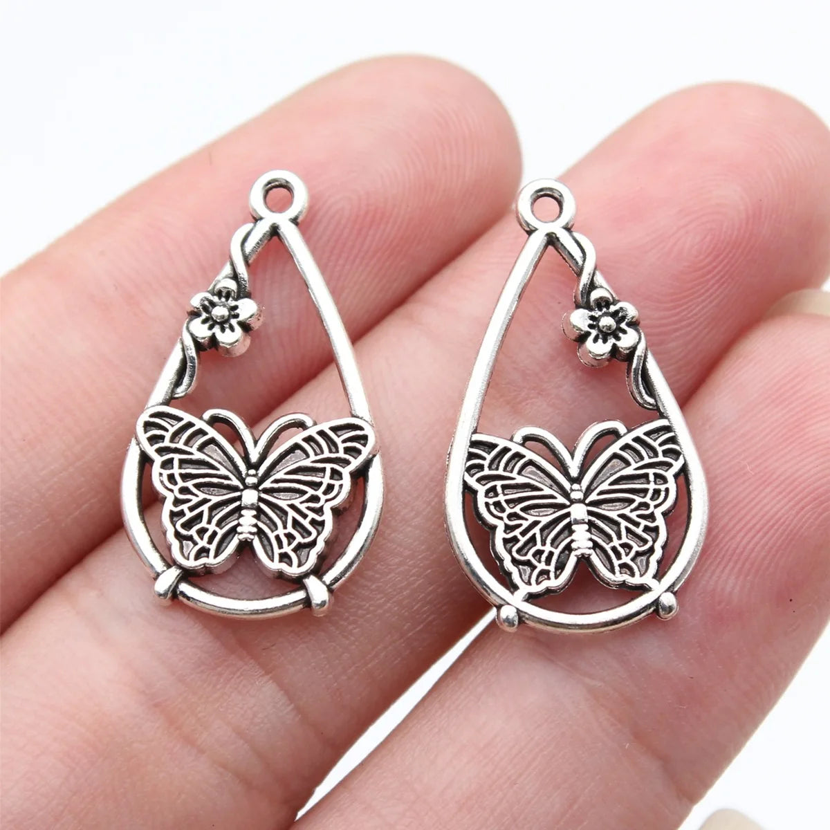 25x14mm 1.35g Antique Silver Zinc Alloy Flower Butterfly Teardrop Charm Pendant for DIY Jewelry