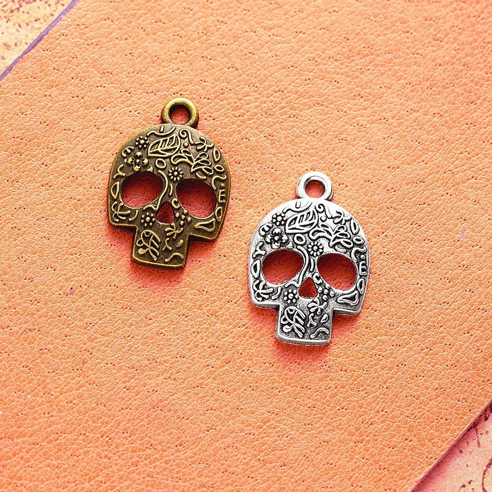 24x16MM Zinc Alloy Skull Charm Pendant for DIY Necklace Bracelet Jewelry Making