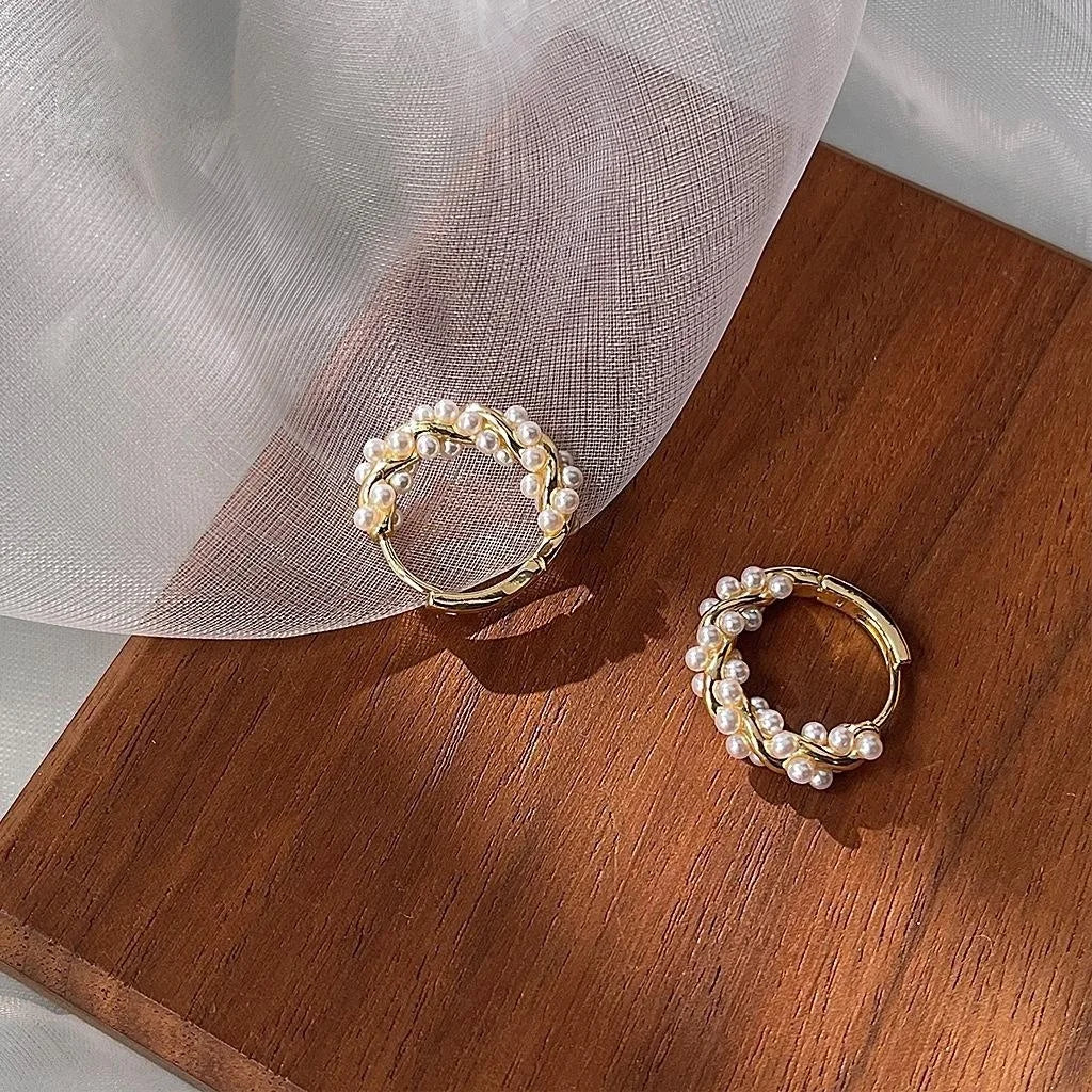14K Gold Plated Copper Pearl Hoop Earrings Geometric Round High-End Trendy 2025 Design