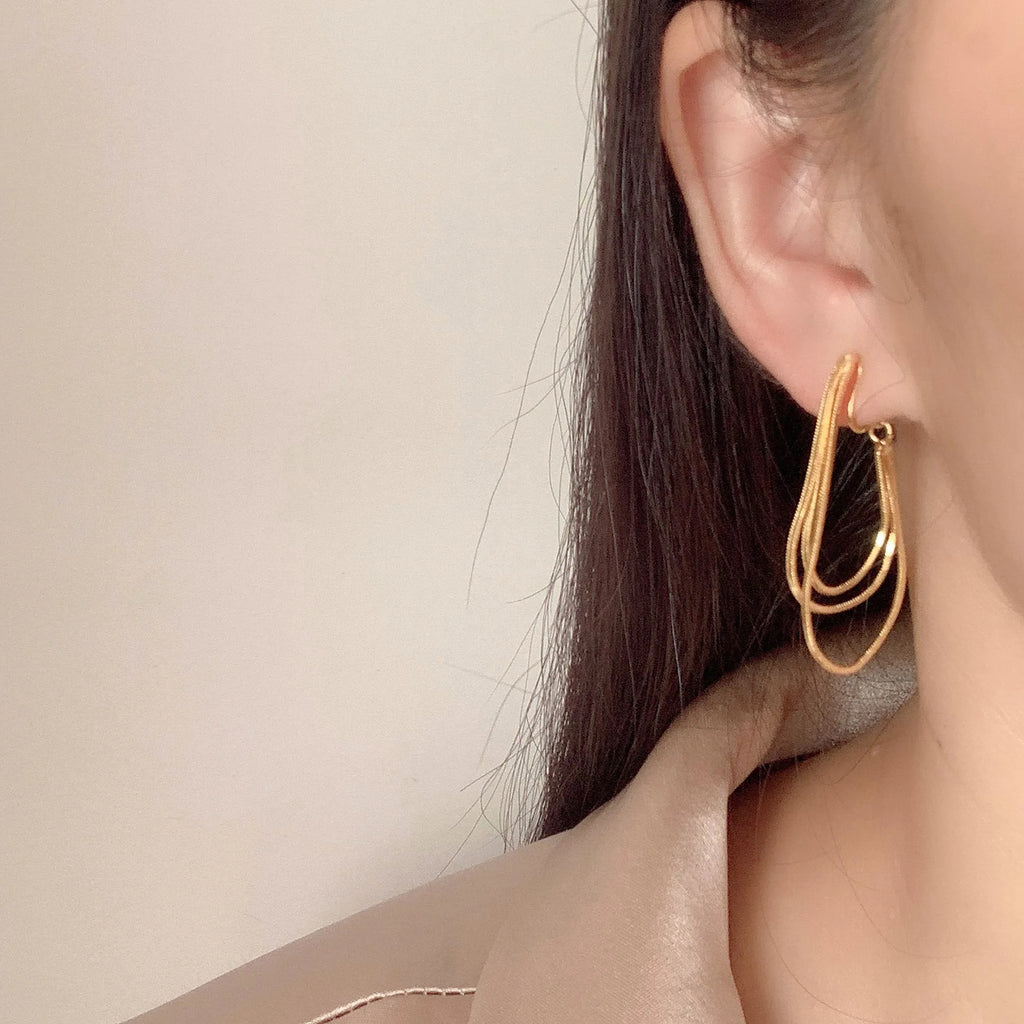 Elegant Gold Alloy Snake Bone Chain Loop Tassel Stud & Clip On No Piercing Spiral Drop Earrings