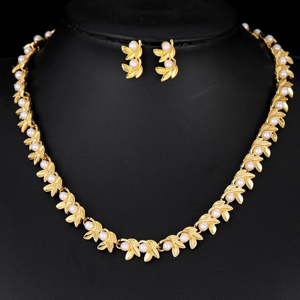 Vintage Gold Alloy Leaf Pearl Necklace And Earrings Jewelry Set Elegant Bridal Jewelry For Wedding Party Gift