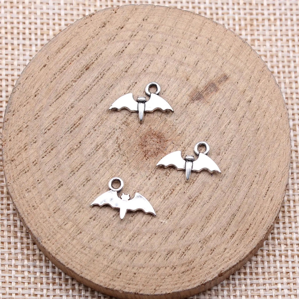 9x14mm 0.35g Antique Silver Zinc Alloy Bat Charm Pendant for DIY Necklace Bracelet Making