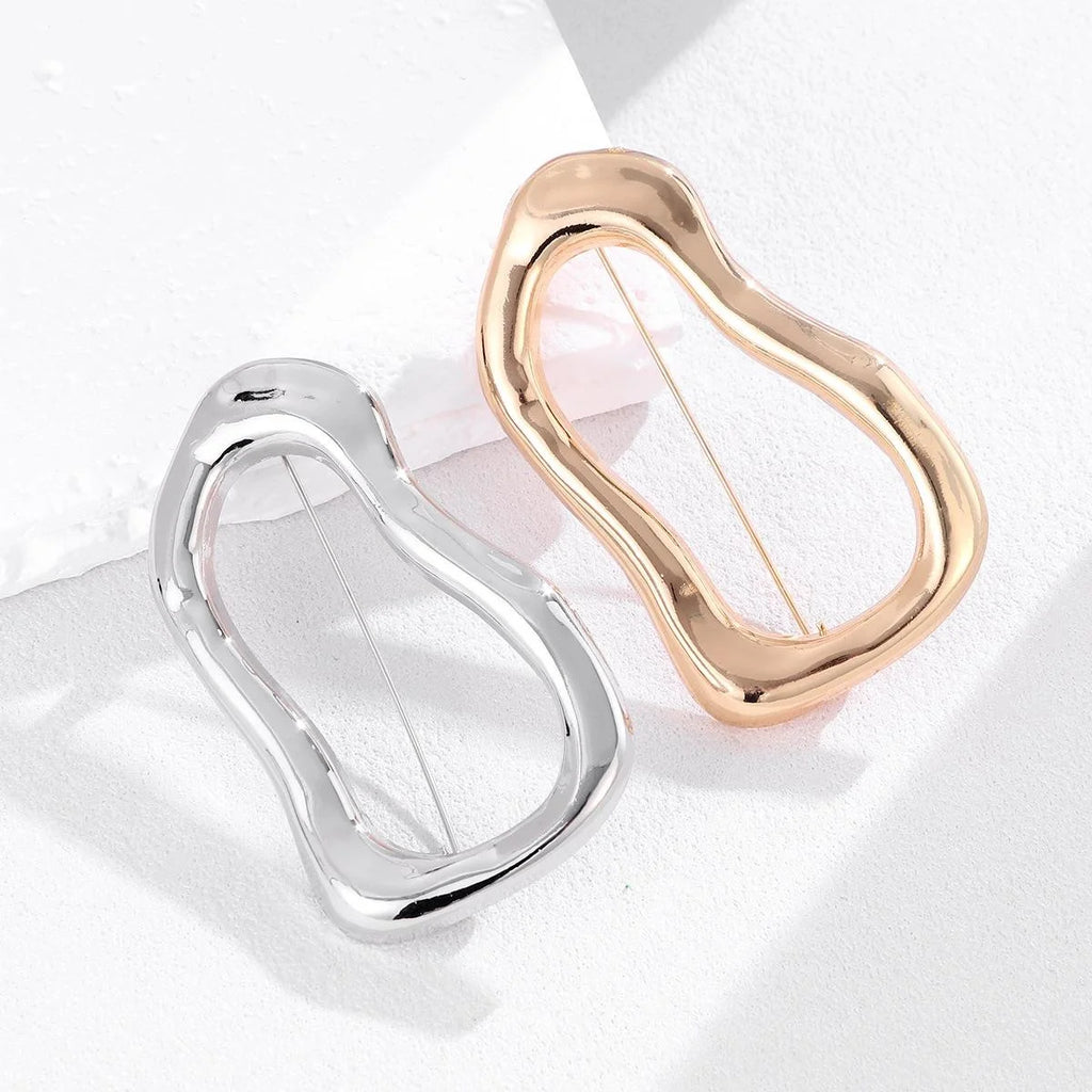 Elegant Gold Alloy Irregular Hollow Oval Geometric Brooch, French Vintage Lapel Pin Suit Accessory Gift