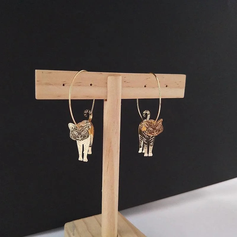 Creative 3D Movable Cat Metal Hoop Earrings, Personality Animal Dangle Jewelry