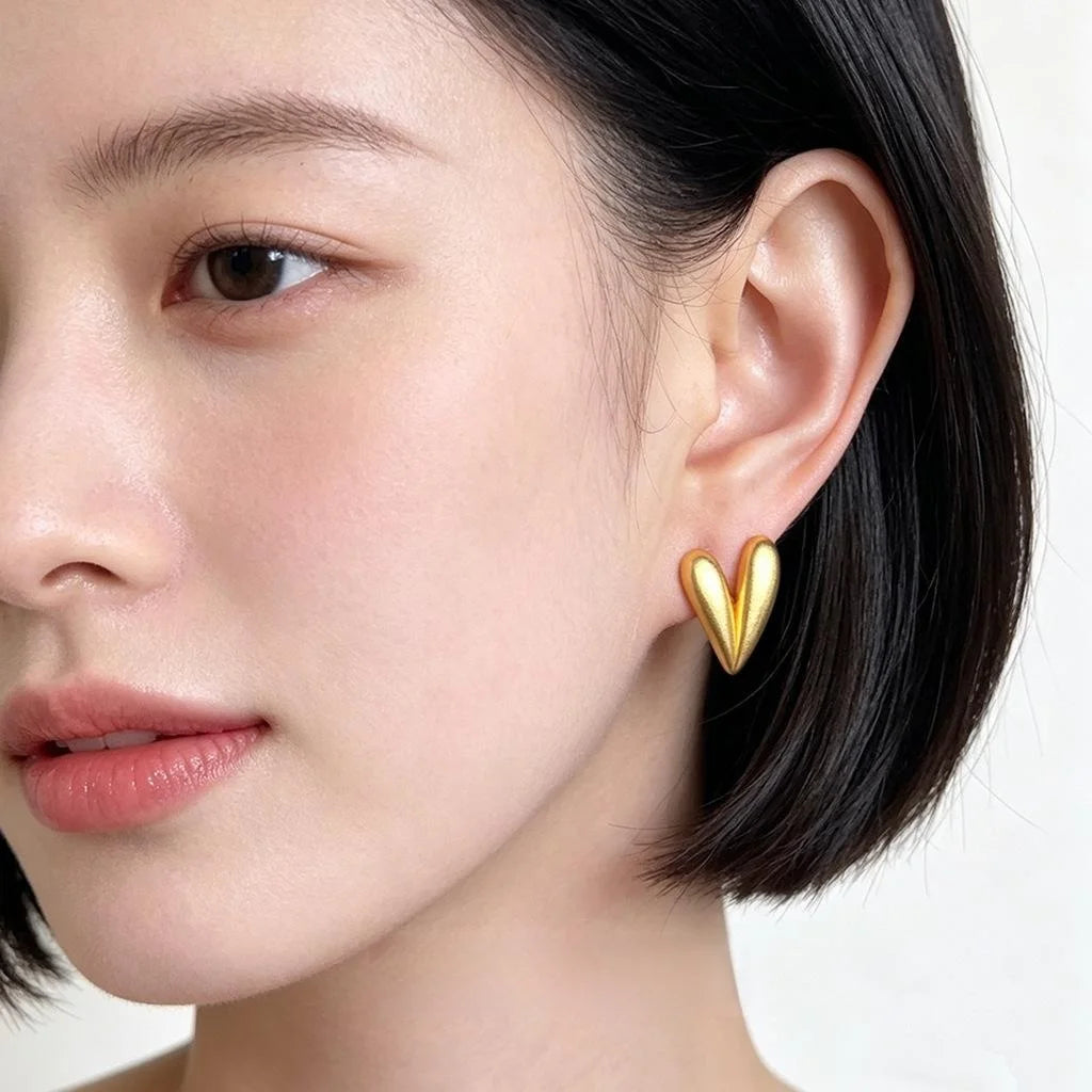 Matte 14K Plated Eco Copper Heart Stud Earrings Minimalist Old Money Style Jewelry