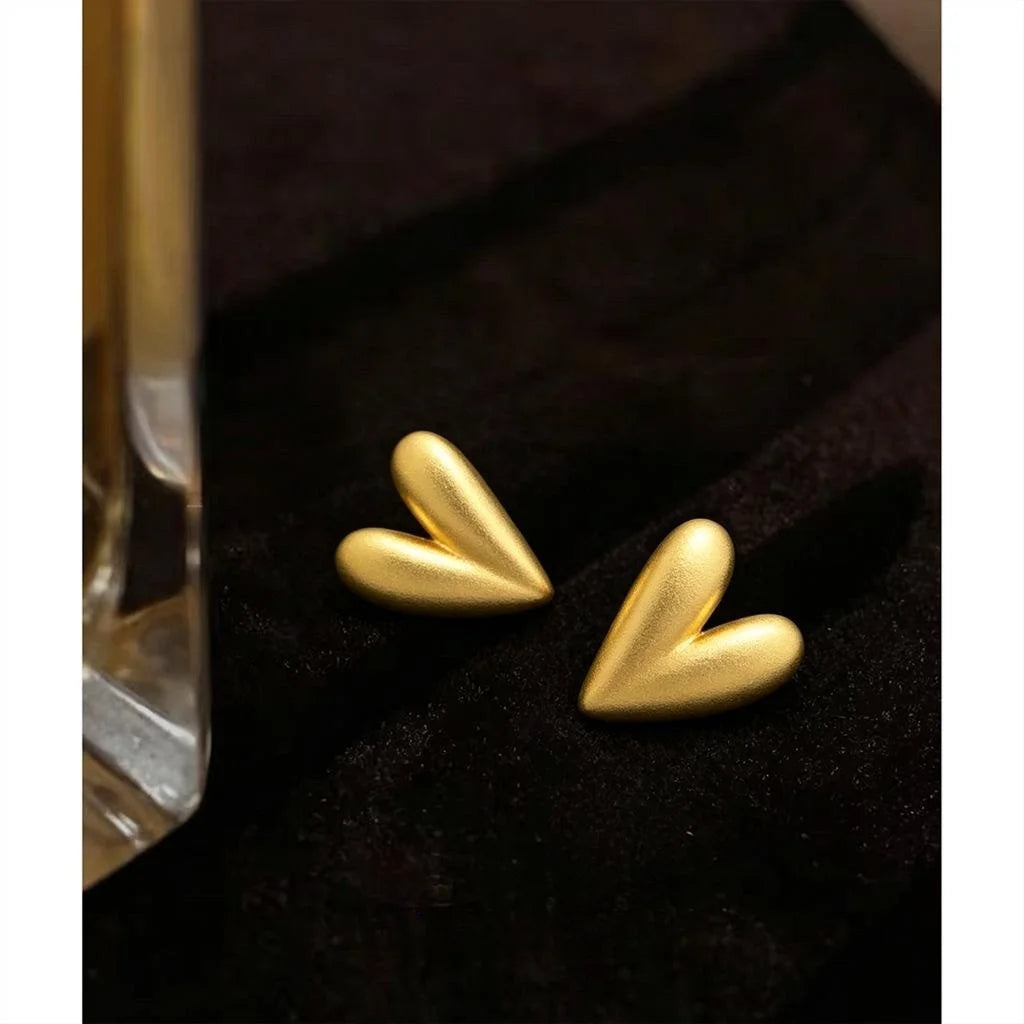 Matte 14K Plated Eco Copper Heart Stud Earrings Minimalist Old Money Style Jewelry