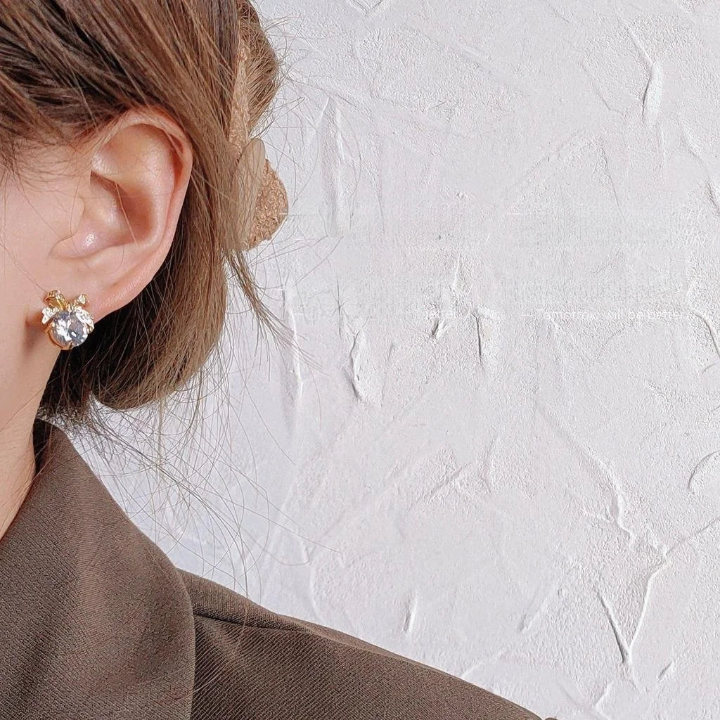 Elegant Bow Zircon Micro Pave Copper Stud Earrings For Women, Light Luxury Commuter Jewelry