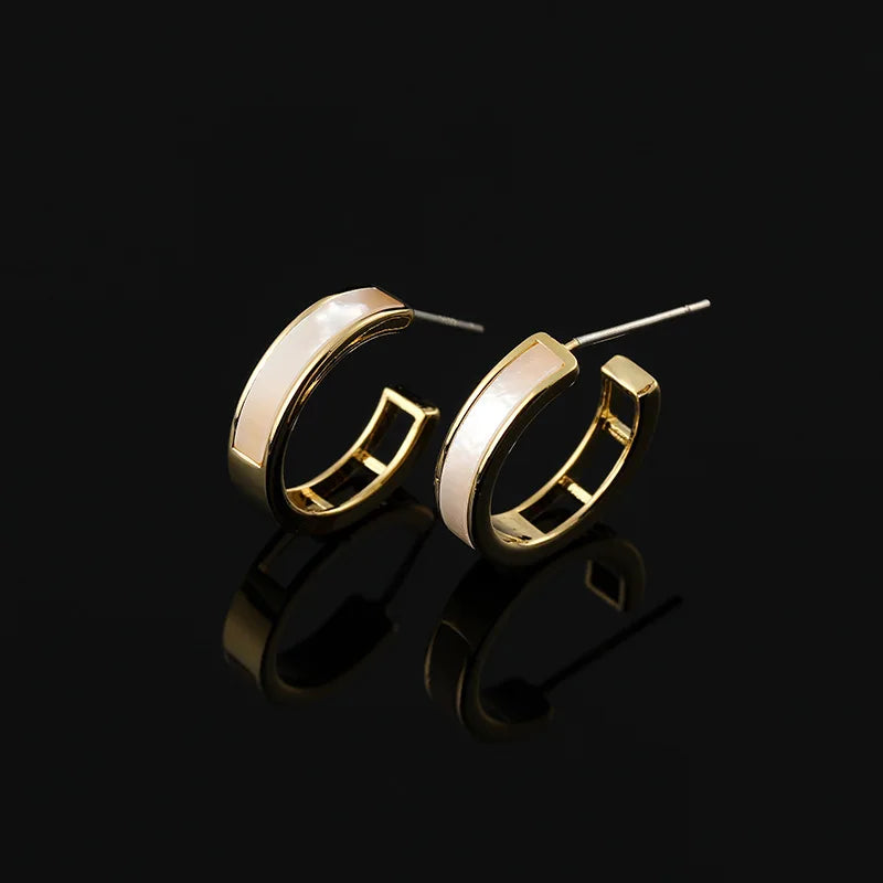 Elegant Gold Tone Spiral Disc Natural Shell Hoop Alloy Stud & Clip On No Piercing Small Huggie Earrings