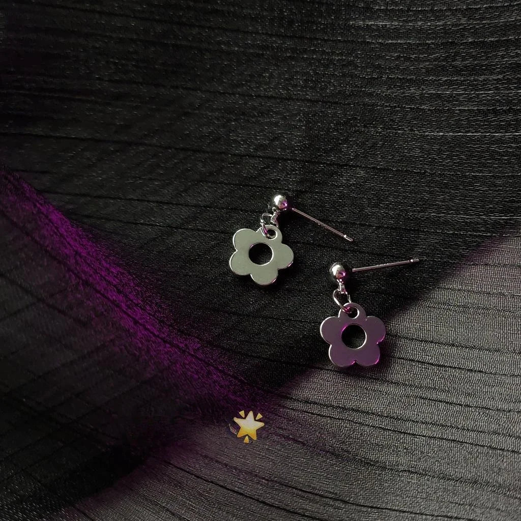 Sweet Cool Silver Plated Copper Flower Stud Earrings For Women Fashion Jewelry