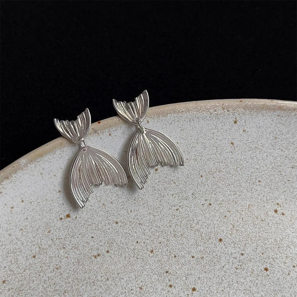 2024 New Luxury Silver Plated Copper Fish Tail Drop Earrings For Women