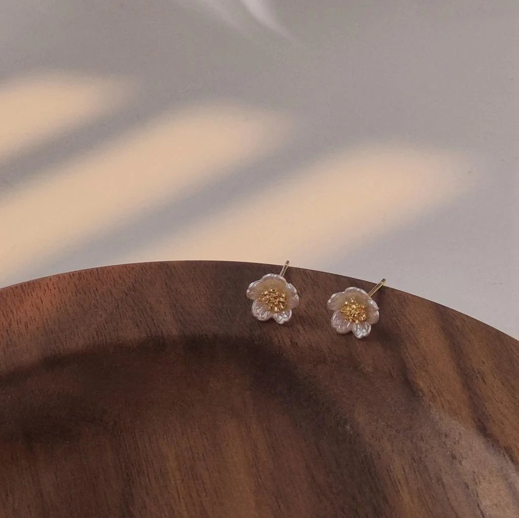 Mini Fresh Resin Flower Stud Earrings With Silver Plated Pins, Simple Petal Daily Jewelry