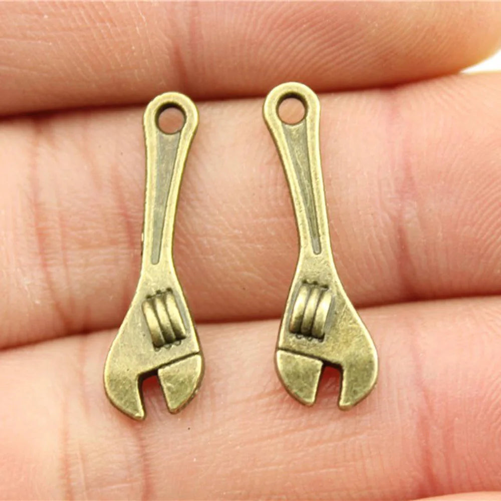 24x7mm 0.9g Multicolor Zinc Alloy Wrench Charm Pendant for DIY Tool Theme Jewelry Making