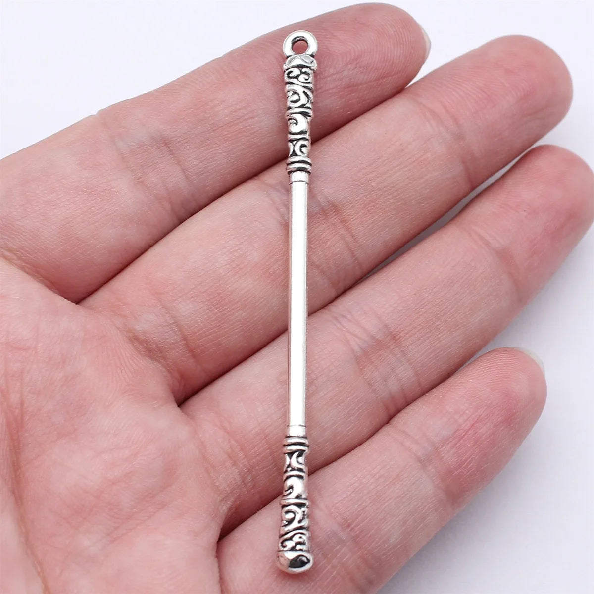 70mm 3.1g Antique Silver Zinc Alloy Sword Weapon Charm Pendant for COSPLAY DIY Jewelry Making