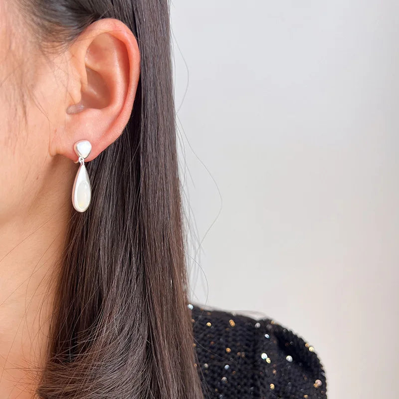 Elegant Matte Silver Alloy Spiral Disc Teardrop Dangle Stud & Clip On No Piercing Earrings