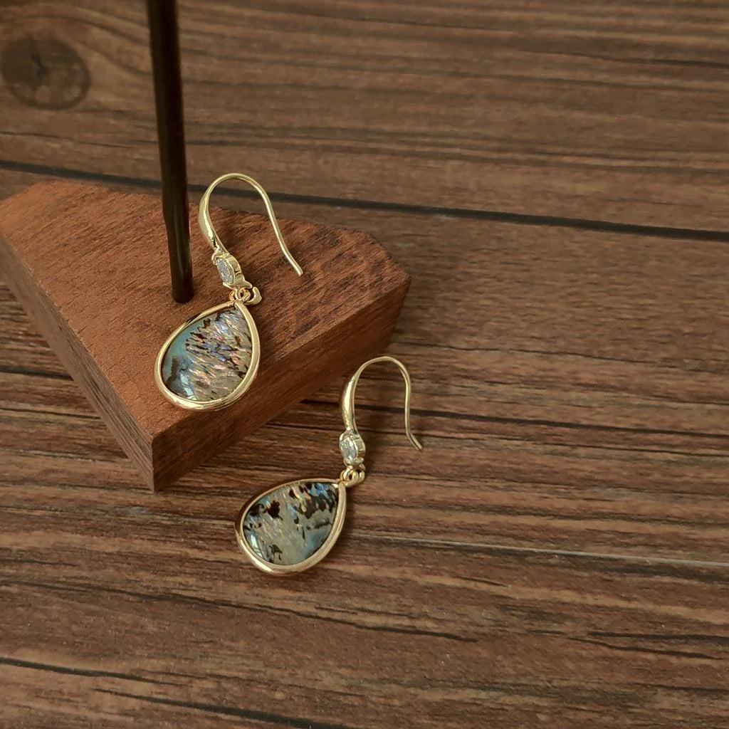 14K Gold Plated Natural Black Mother Of Pearl Teardrop Drop Earrings Vintage Court Style
