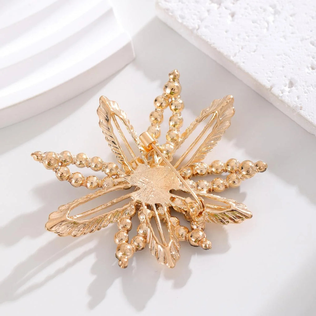 Elegant Snowflake Flower Rhinestone Alloy Brooch, Luxury Gold Tone Lapel Pin Corsage Suit Accessory