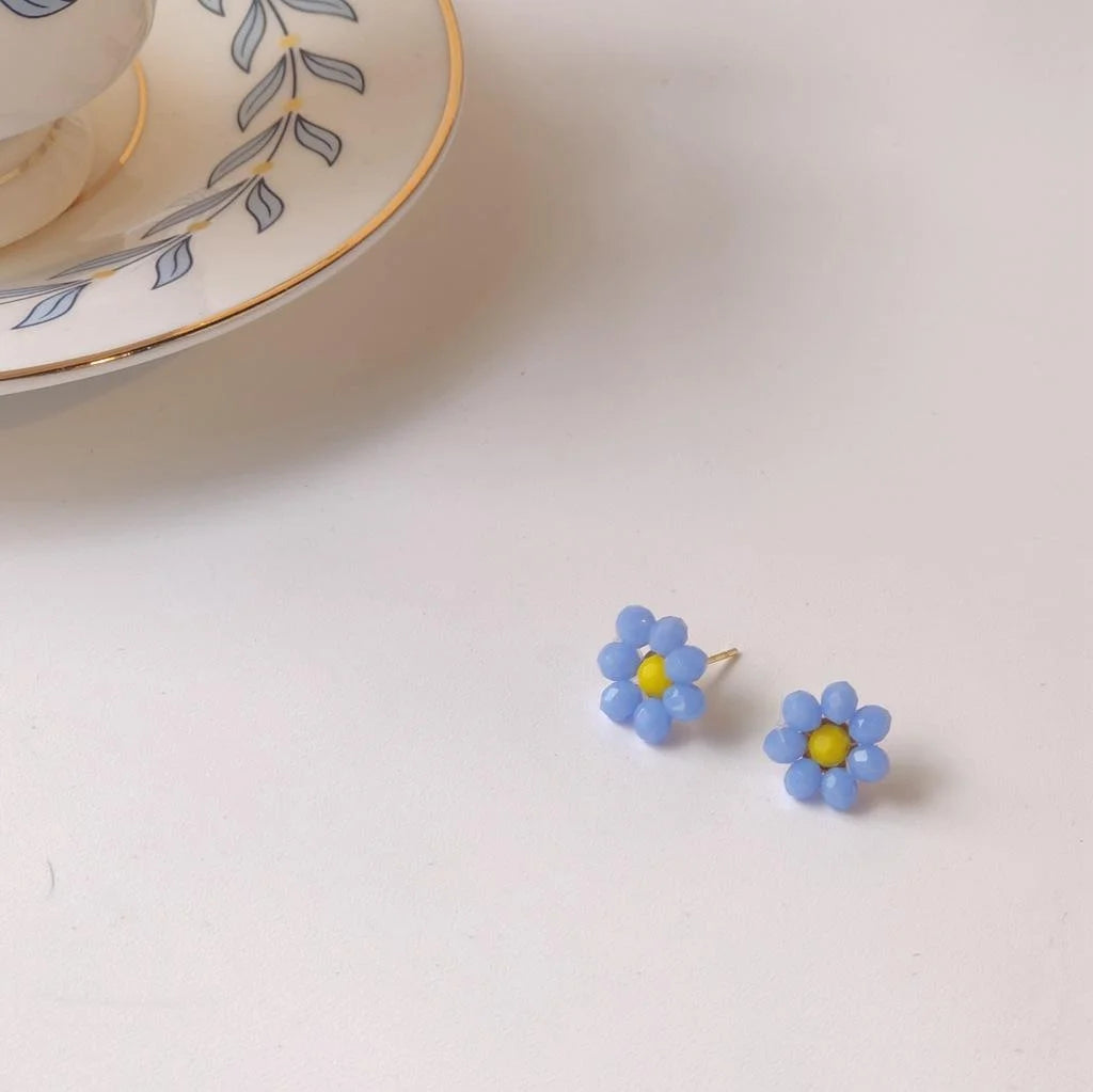 Korean Style Handmade Woven Glass Crystal Flower Stud Earrings With Silver Plated Pins