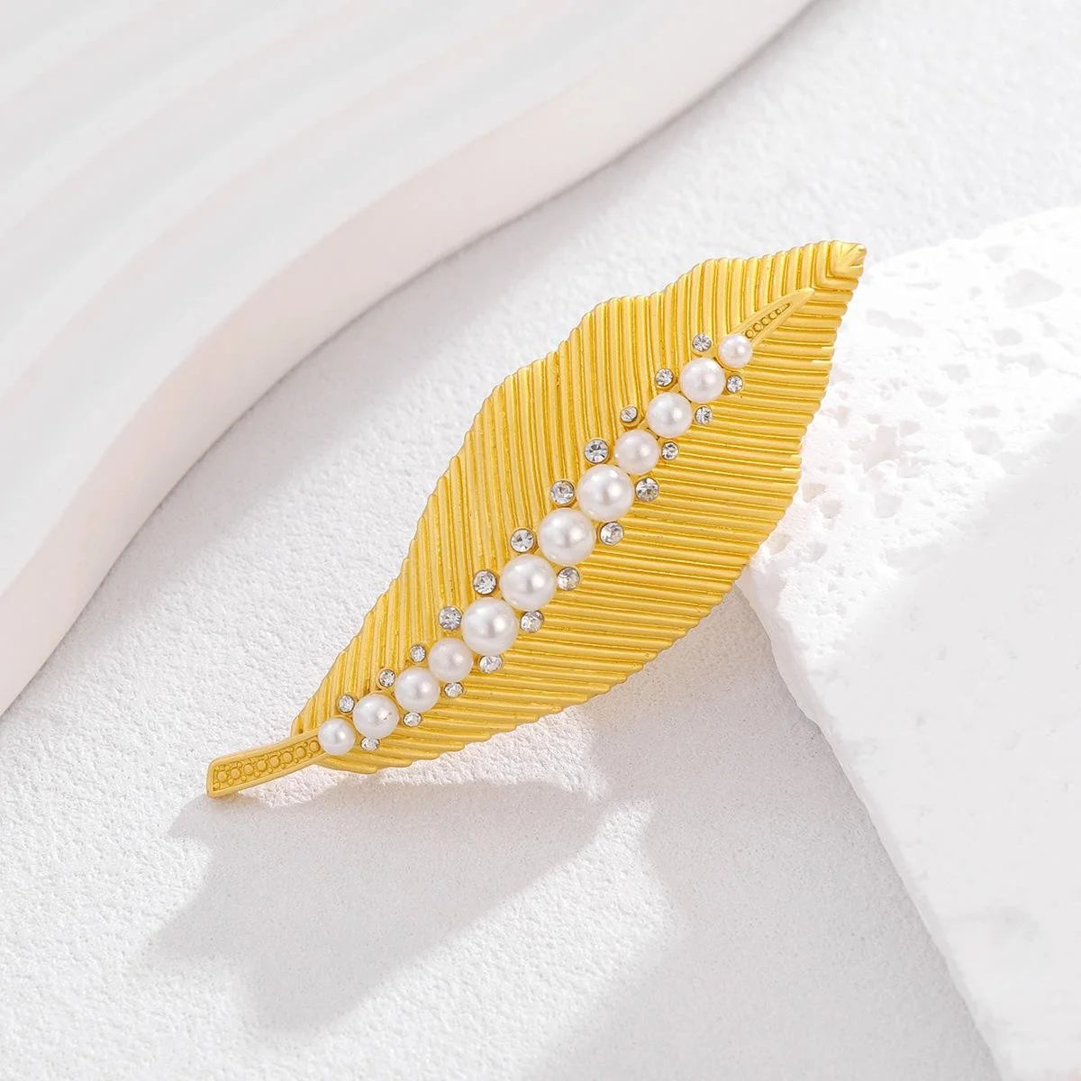 Elegant Gold Leaf Brooch With Pearl And Rhinestone Accents, Luxury Alloy Lapel Pin Suit Accessory Gift