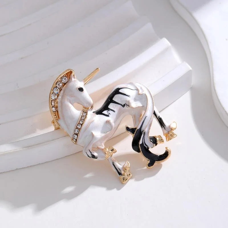 Elegant White Unicorn Horse Enamel Rhinestone Alloy Brooch, Animal Lapel Pin Suit Accessory Gift